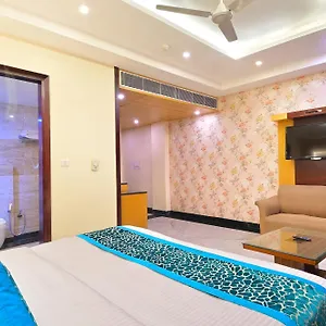 *** Отель Hari Piorko - Just A Min Away From New Railway Station Индия