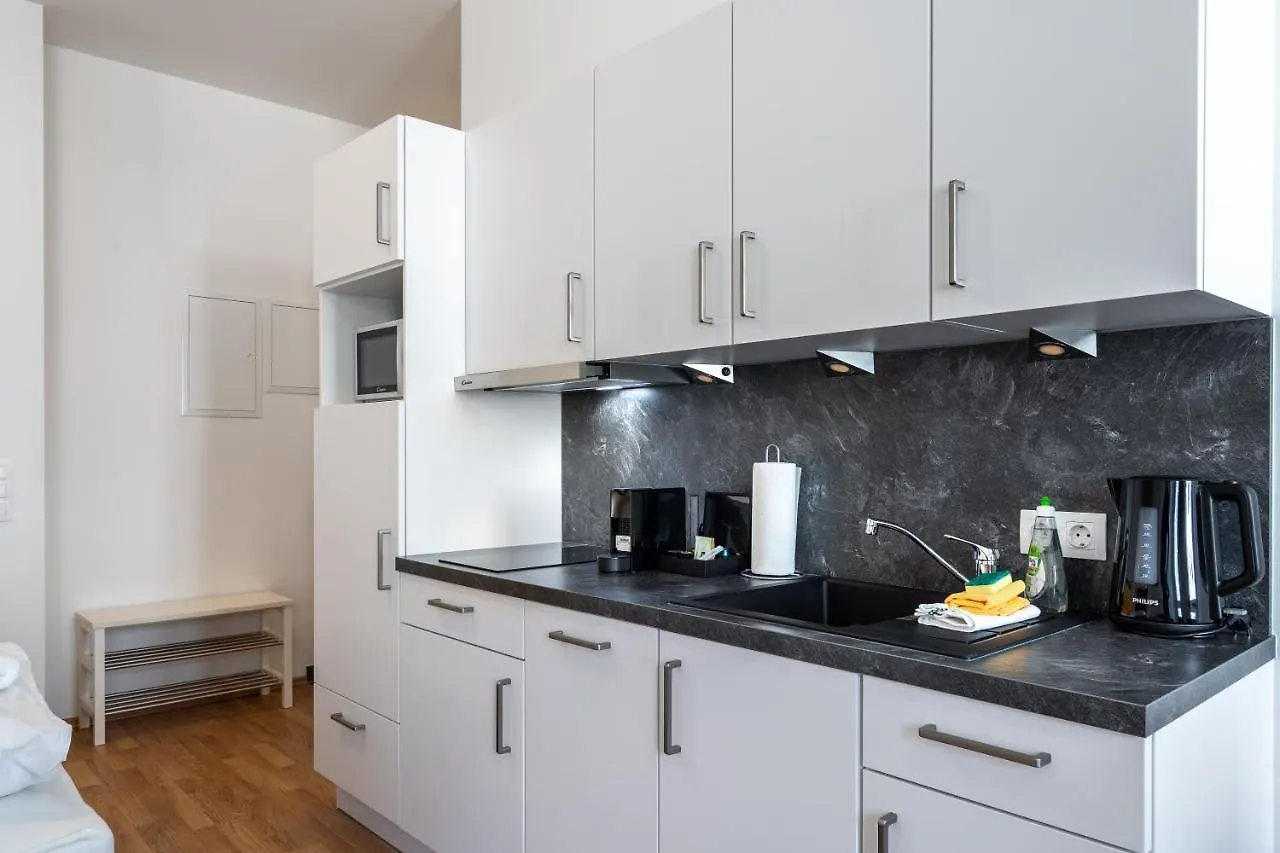 Aparthotel Feelgood Apartments Lakeliving Inklusive Garagenplatz Vienna