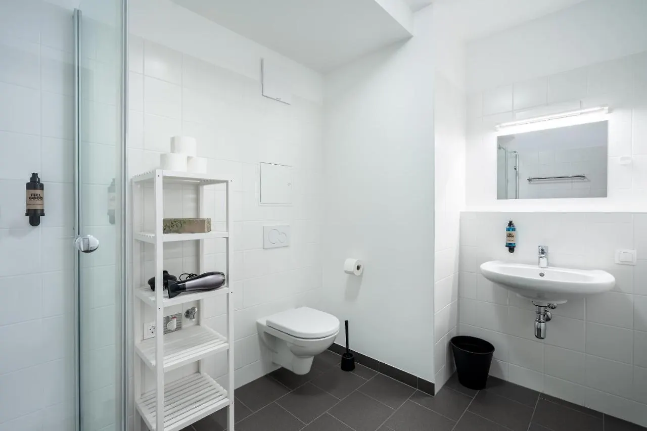 Aparthotel Feelgood Apartments Lakeliving Inklusive Garagenplatz Vienna