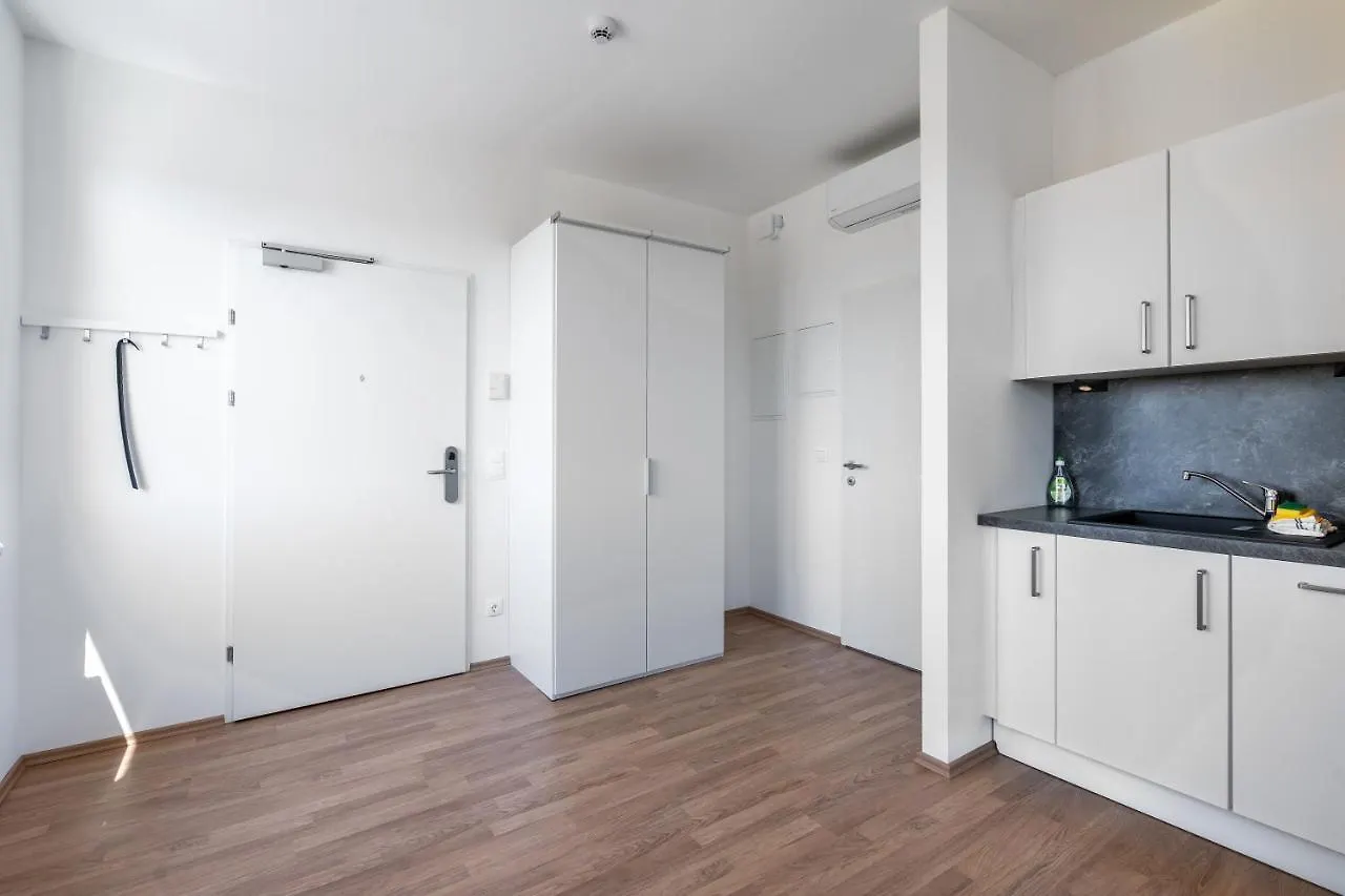 Aparthotel Feelgood Apartments Lakeliving Inklusive Garagenplatz Vienna Austria